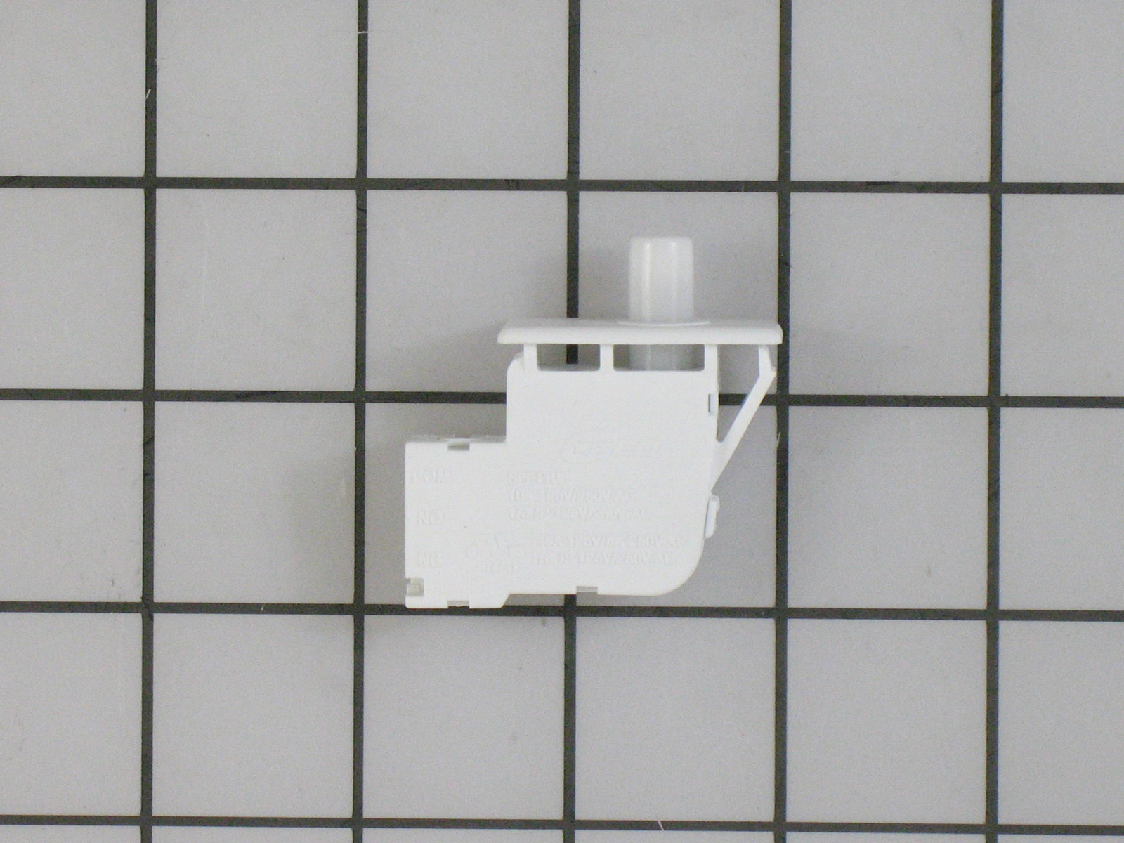 DC64-00828B