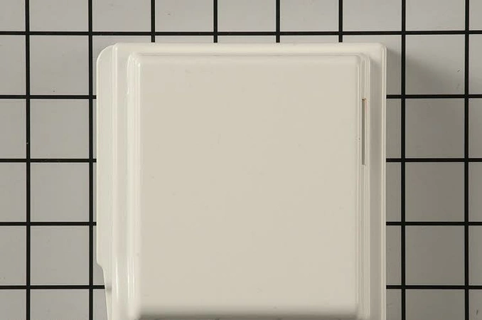 WPW10121444 Whirlpool Refrigerator Front Cove