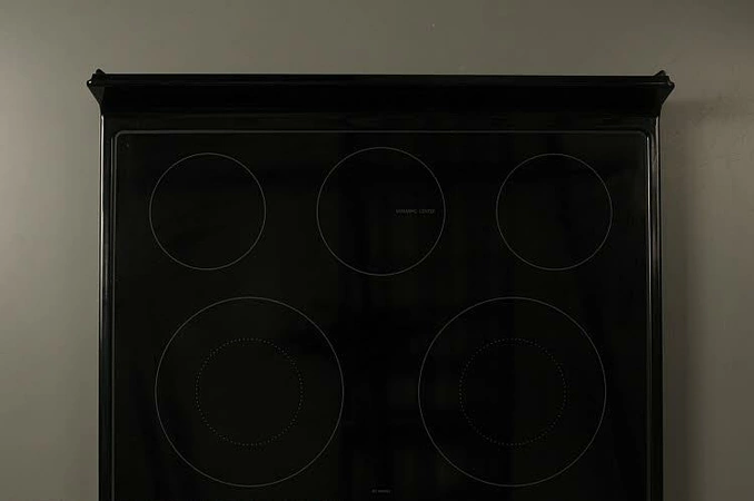 DG97-00074B Samsung Range Cooktop Frame Assem