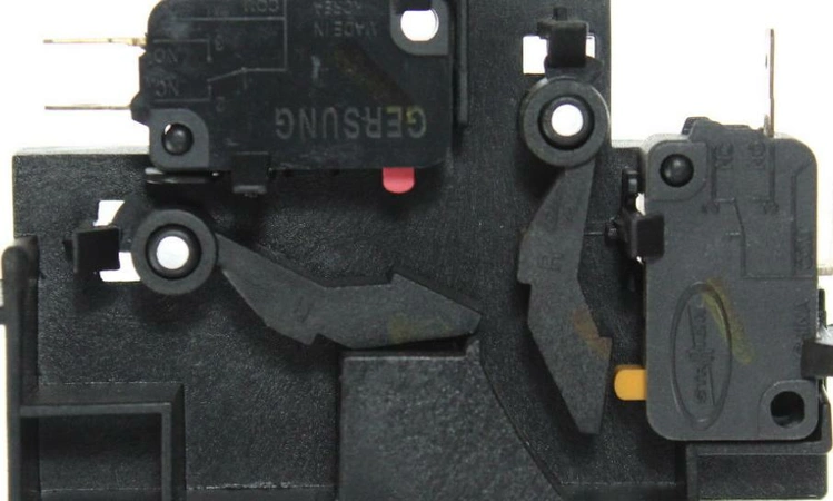 DE94-02203A Samsung Body Latch Assembly