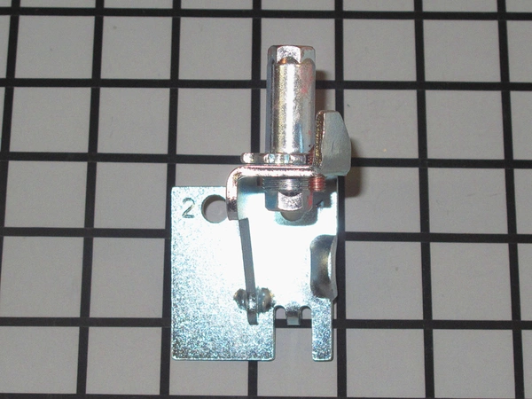 241918001 Frigidaire Lower Door Hinge
