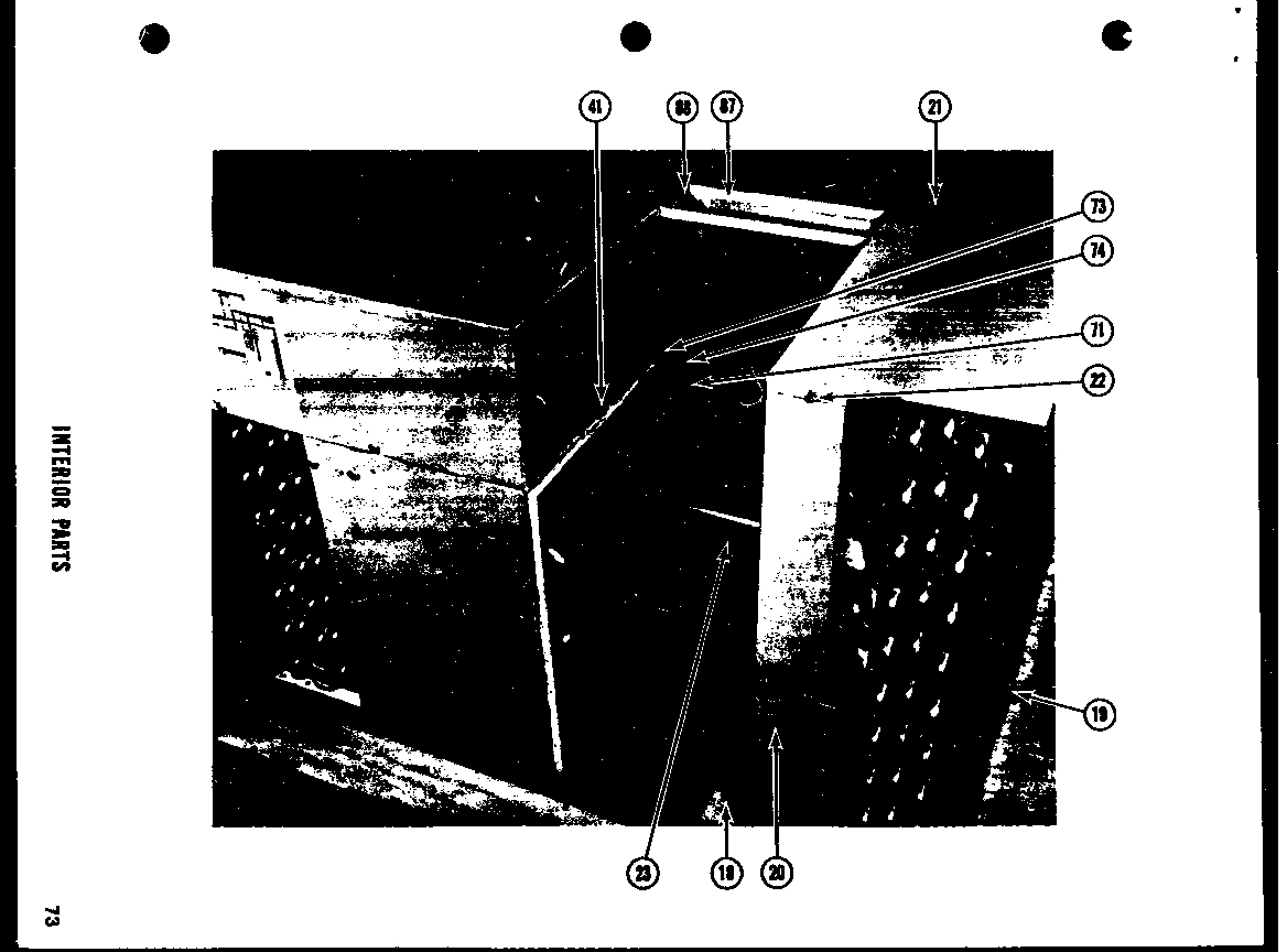 09 - INTERIOR PARTS