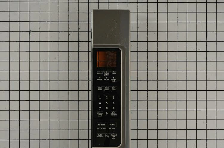 W11034209