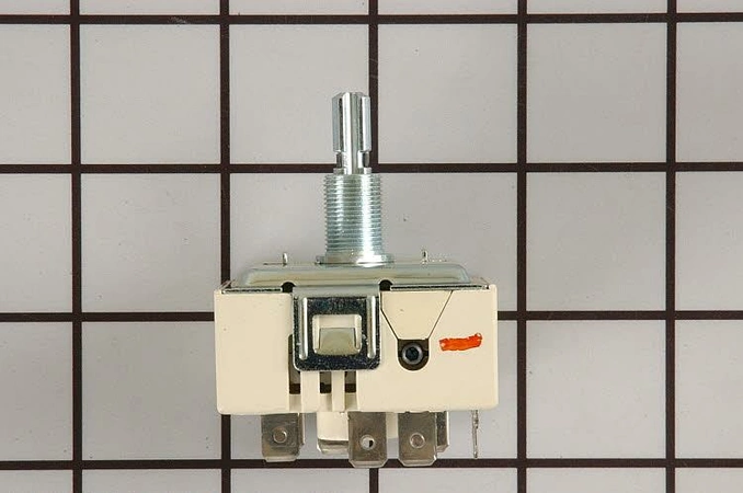 8203536