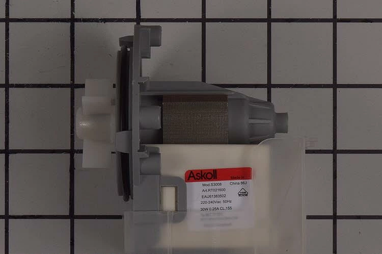 EAU61805802
