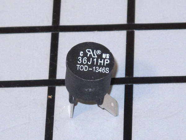 154753101