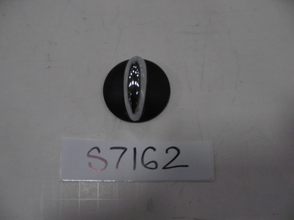 S7162