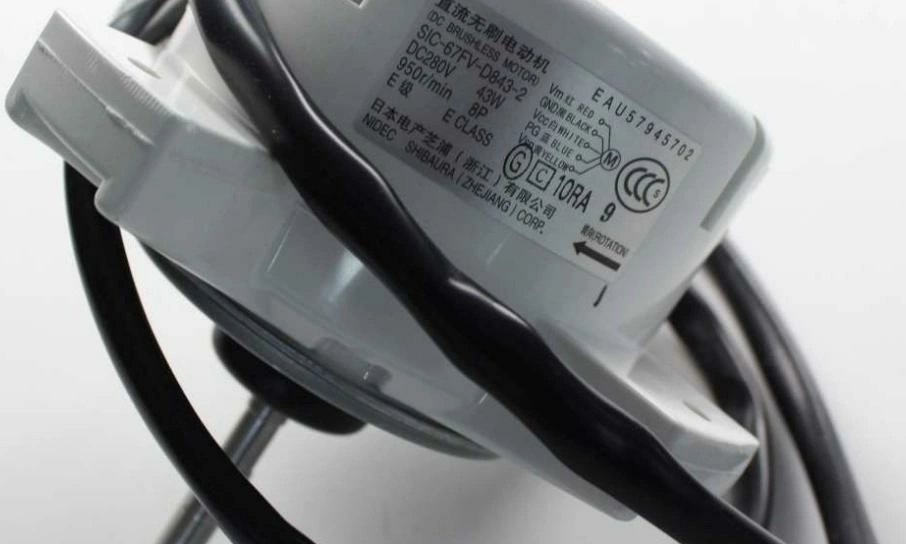 EAU57945702