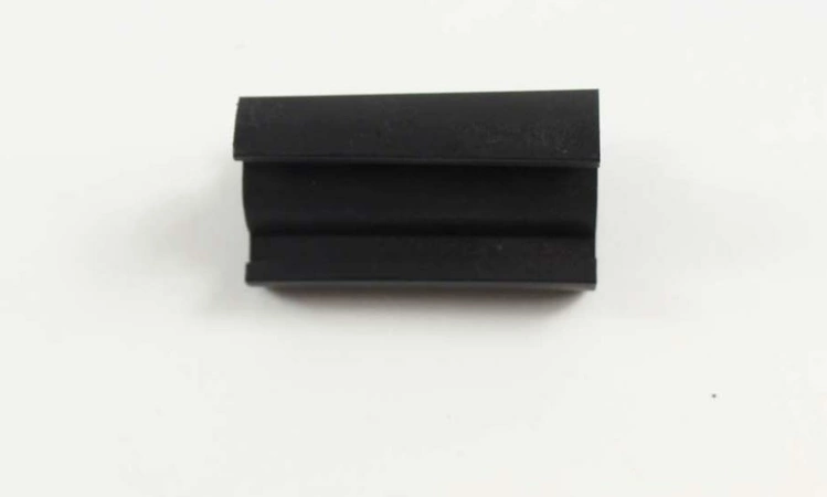 316284102 Frigidaire Range Spacer