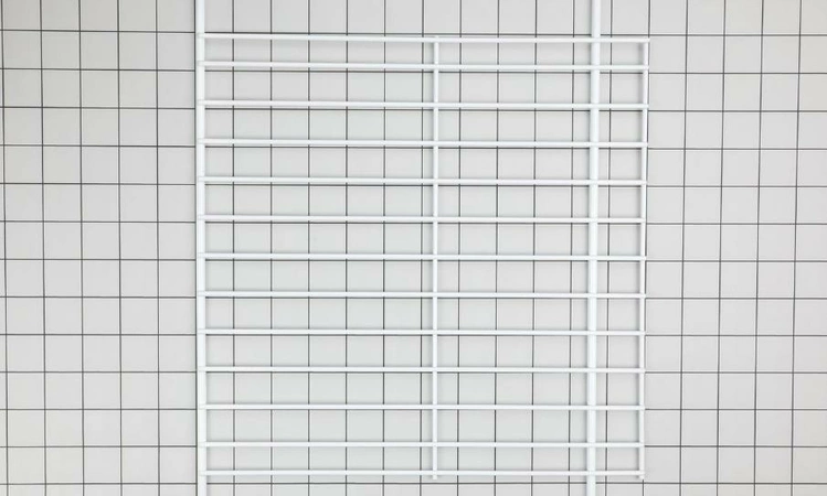 241657506 Frigidaire Refrigerator Freezer She