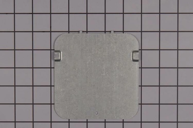 137578600