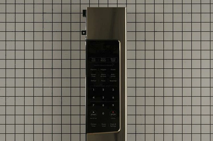 5304491526 Frigidaire Microwave Control Assem