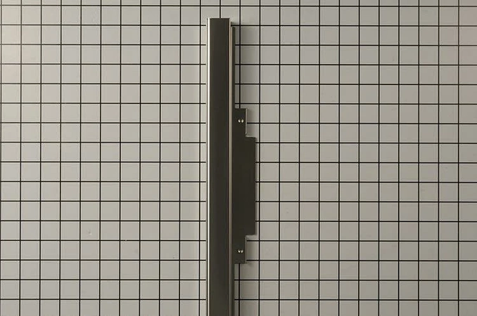 W11205075